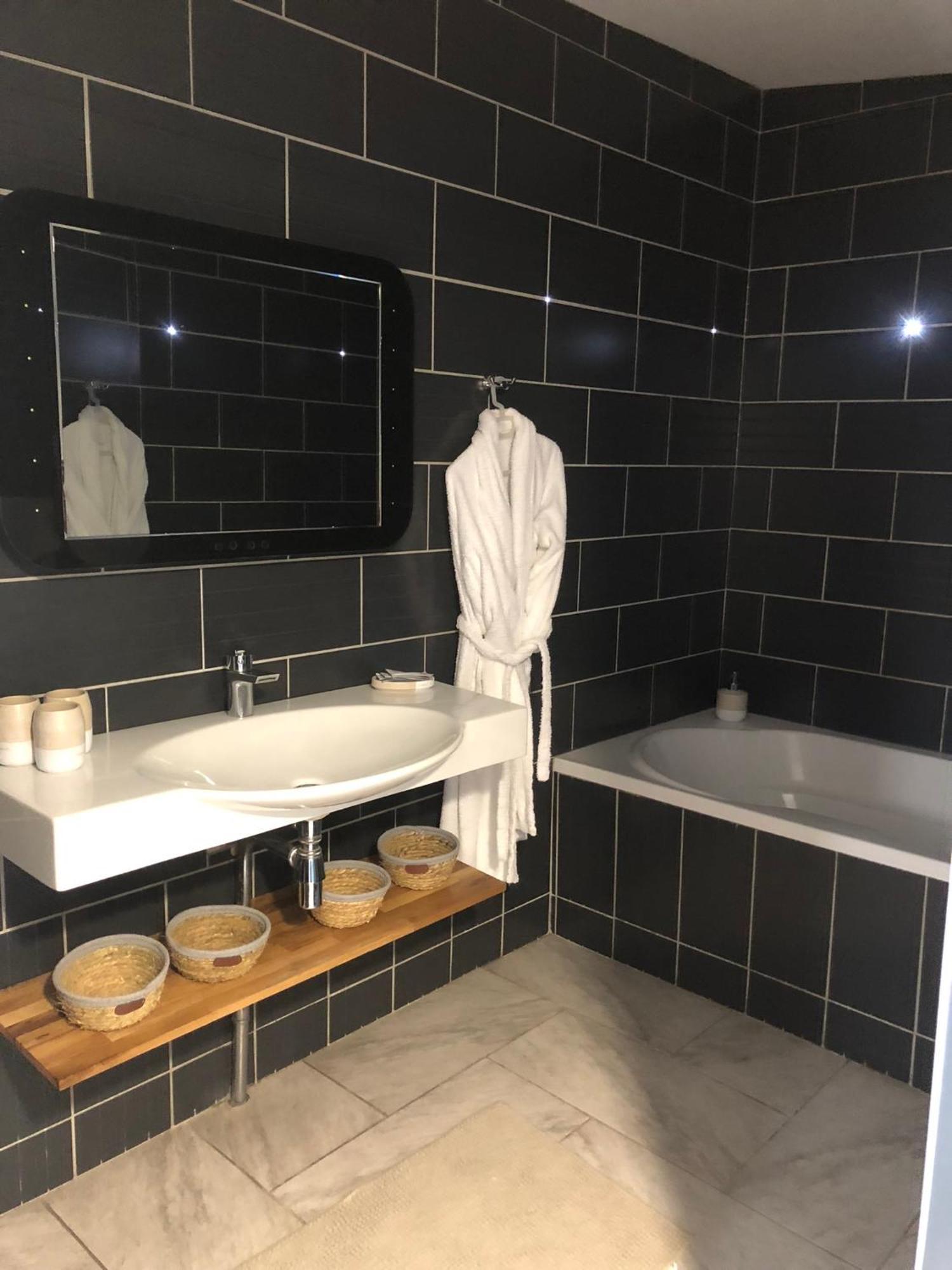 Residence Cosyade Equipee D'Un Parking Prive Gratuit Bourbourg Luaran gambar
